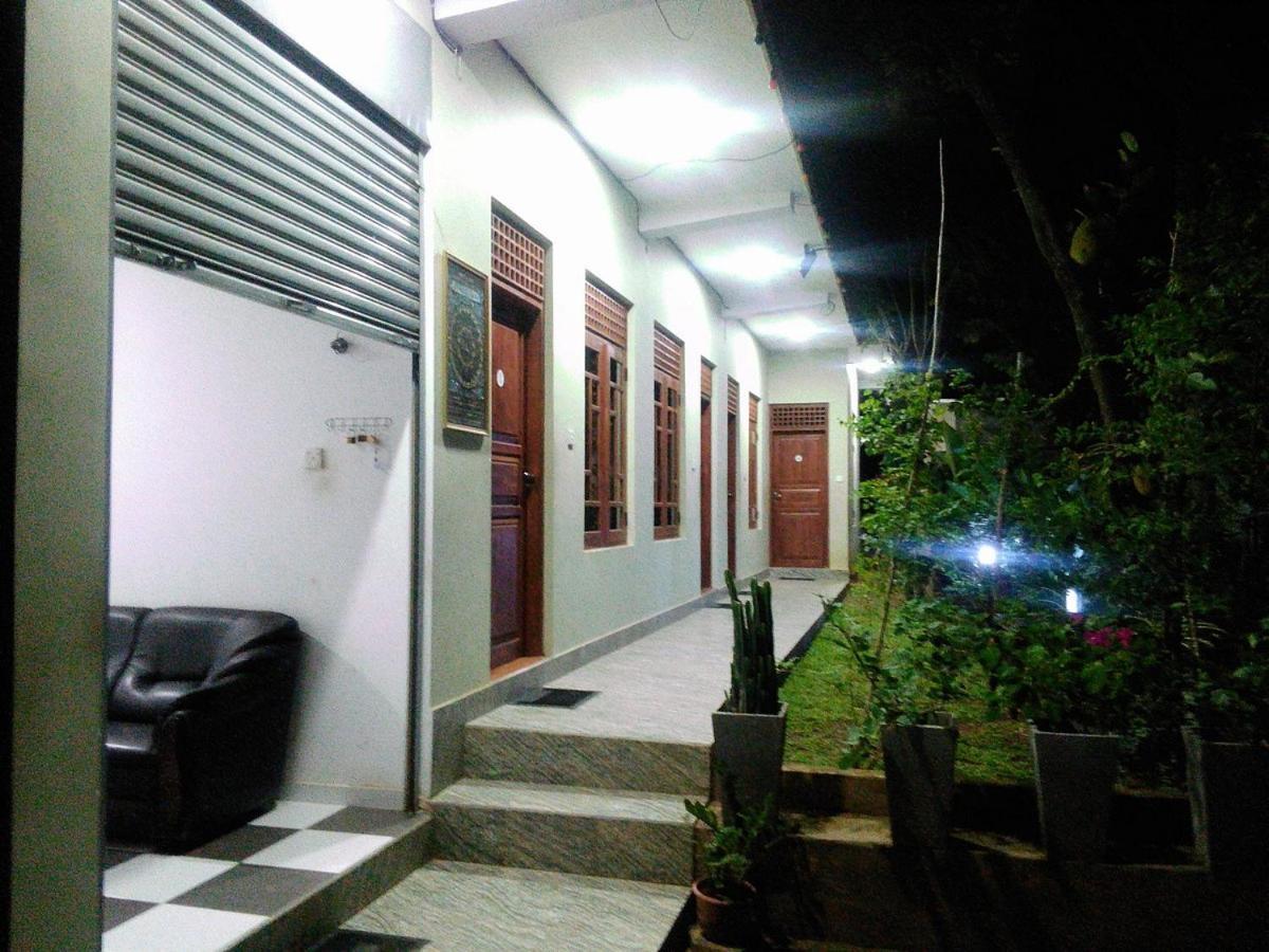 Dinimuthu Rest Inn Wellawaya Zewnętrze zdjęcie